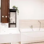 Easylife - - Poerio 31 - Porta Venezia Apartament *