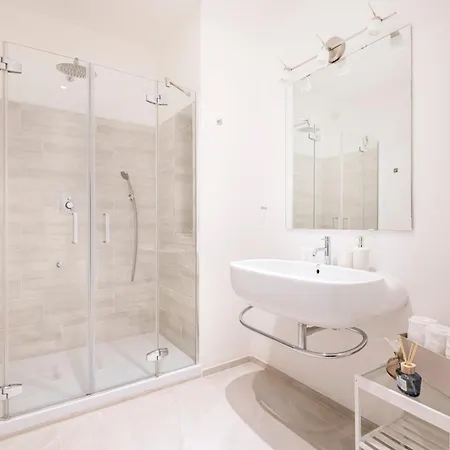 Easylife - - Poerio 31 - Porta Venezia 公寓